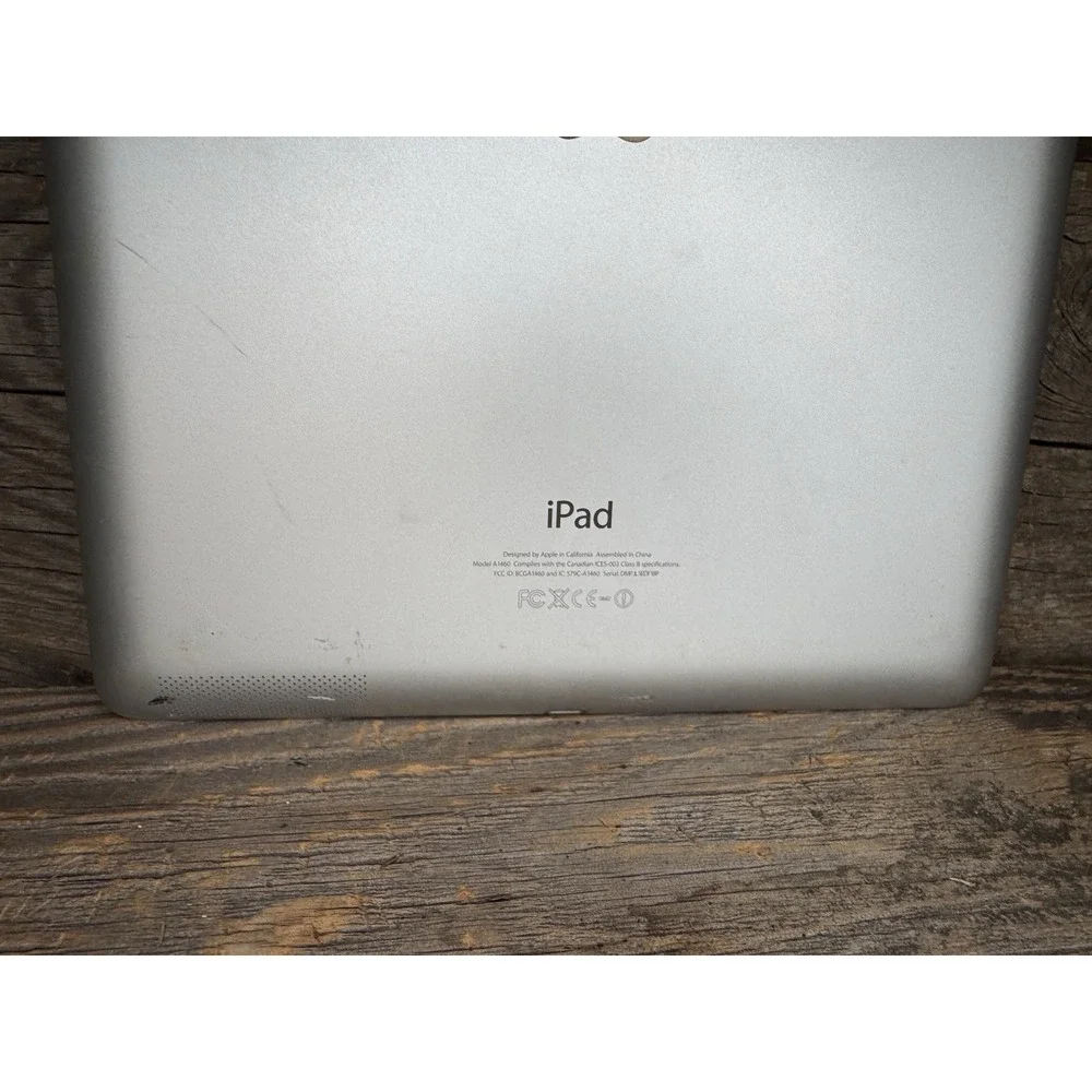 iPad 4 16G Black Silver Model‎ A 1460
